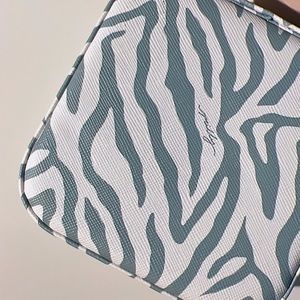 Travel Jewelry box with 2 rings included